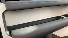 Land Rover Defender 3.0 D250 X-Dynamic SE 90 3dr Auto Diesel Estate